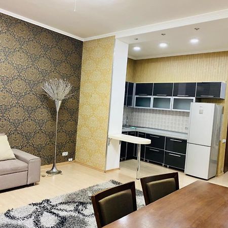 Бульвар Эркиндик74 Bişkek Dış mekan fotoğraf